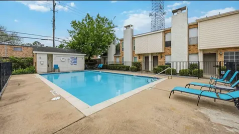 3303 W Greenridge Drive 38 Houston TX 77057