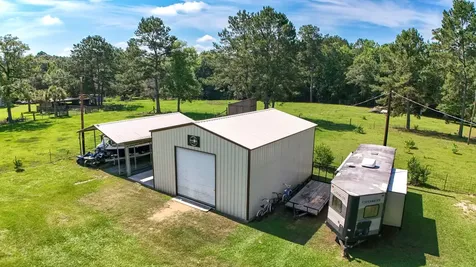 375 County Road 717 Buna TX 77612