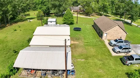 375 County Road 717 Buna TX 77612