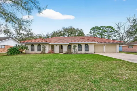 5607 Avenue M 1/2 Santa Fe TX 77510
