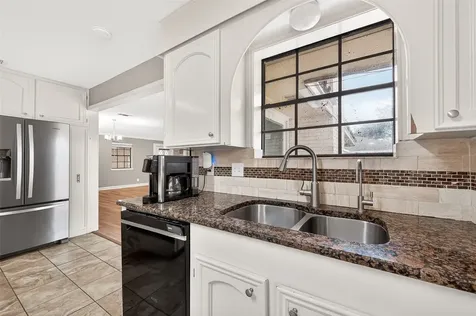 5607 Avenue M 1/2 Santa Fe TX 77510
