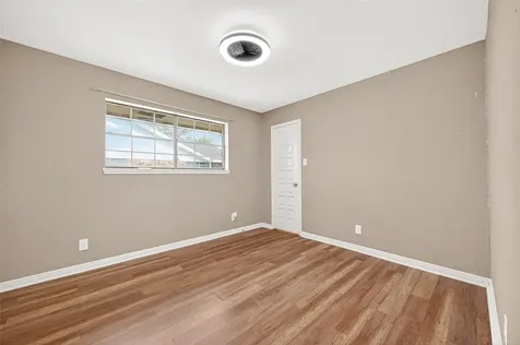 5607 Avenue M 1/2 Santa Fe TX 77510