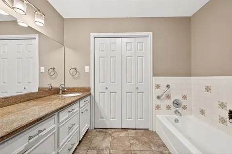 5607 Avenue M 1/2 Santa Fe TX 77510