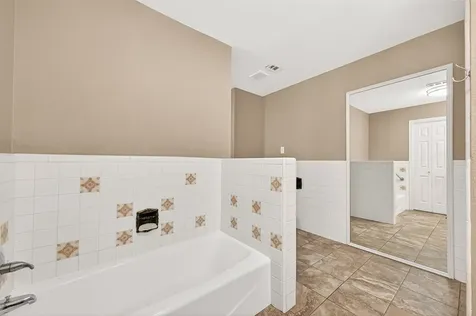 5607 Avenue M 1/2 Santa Fe TX 77510