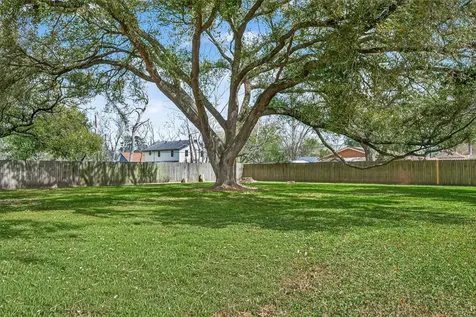 5607 Avenue M 1/2 Santa Fe TX 77510