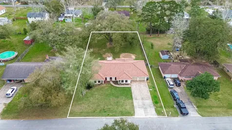 5607 Avenue M 1/2 Santa Fe TX 77510