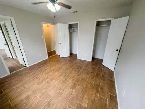 17434 Crows Nest Way Crosby TX 77532