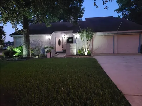17434 Crows Nest Way Crosby TX 77532