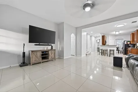 4492 Gran Canary Drive League City TX 77573