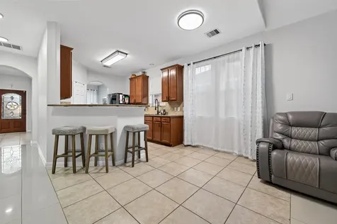 4492 Gran Canary Drive League City TX 77573
