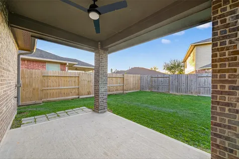 4492 Gran Canary Drive League City TX 77573