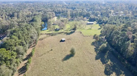 585 County Road 3796 Cleveland TX 77328