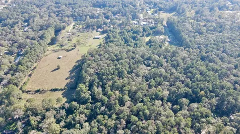585 County Road 3796 Cleveland TX 77328