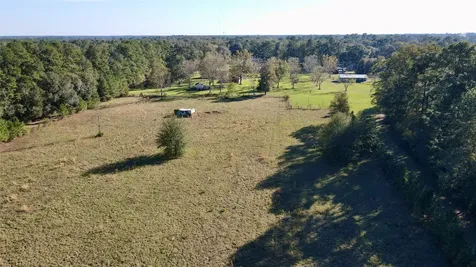 585 County Road 3796 Cleveland TX 77328