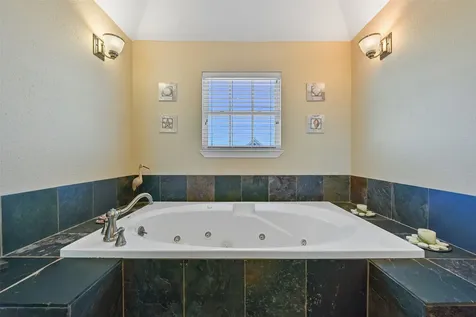 3912 Bridge Harbor Drive Galveston TX 77554