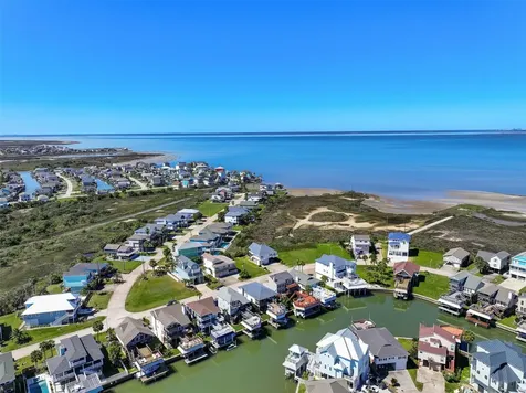 3912 Bridge Harbor Drive Galveston TX 77554