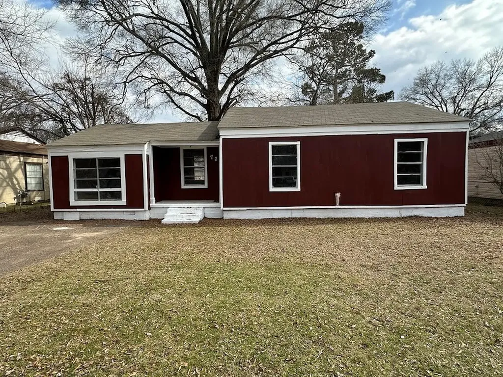 720 Macarthur Avenue Wake Village TX 75501