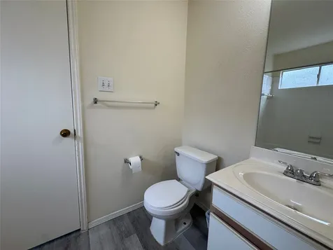 8930 Aspen Place Drive Houston TX 77071