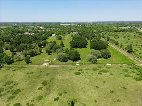 4304 Fcr 78 Rosharon TX 77583