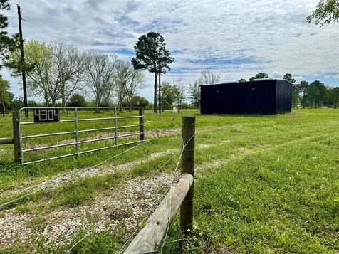 4304 Fcr 78 Rosharon TX 77583