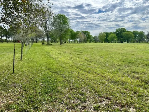 4304 Fcr 78 Rosharon TX 77583