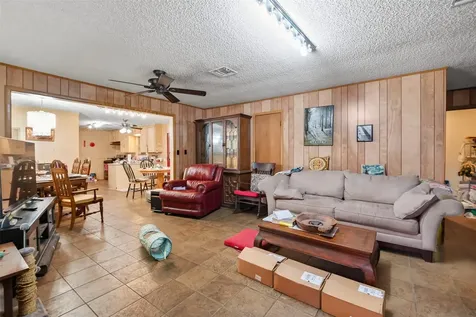 5927 Clarewood Drive Houston TX 77081