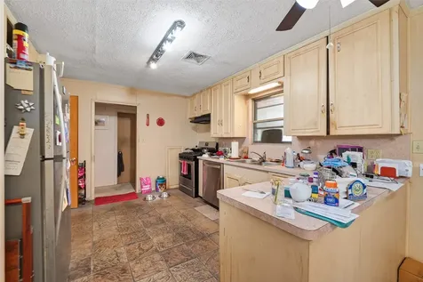 5927 Clarewood Drive Houston TX 77081