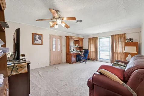 5927 Clarewood Drive Houston TX 77081