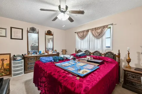 5927 Clarewood Drive Houston TX 77081