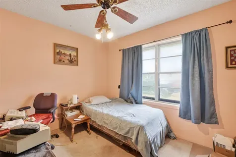 5927 Clarewood Drive Houston TX 77081