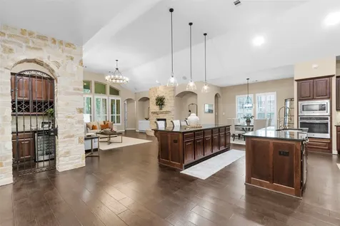 123 Del Monte Pines Drive Montgomery TX 77316