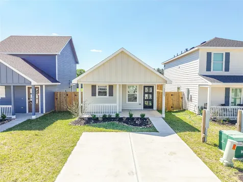 16802 N Marie Village Drive Conroe TX 77306