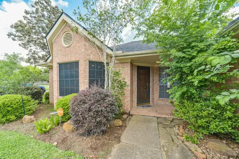 1021 N Sunset Drive Pearland TX 77581