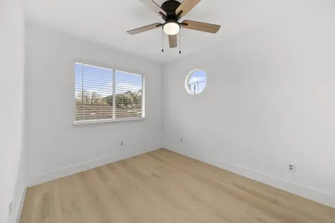 12447 Versailles Drive Houston TX 77015