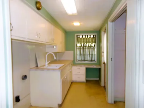504 N West Street Weimar TX 78962
