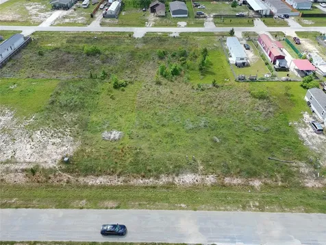 2041 Road 5722 Cleveland TX 77327