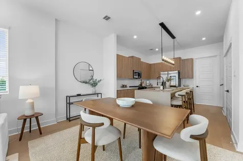 4329 Arlington Street Houston TX 77022