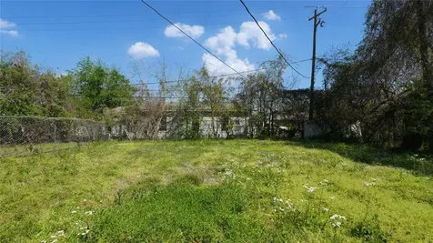 410 Clinton Park Street Houston TX 77029