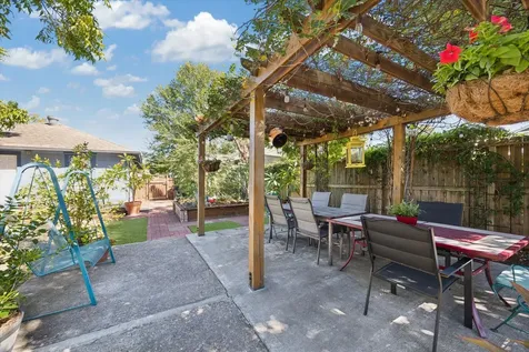 1526 Lawson Street Houston TX 77023