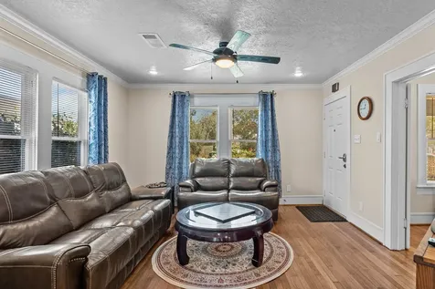 1526 Lawson Street Houston TX 77023