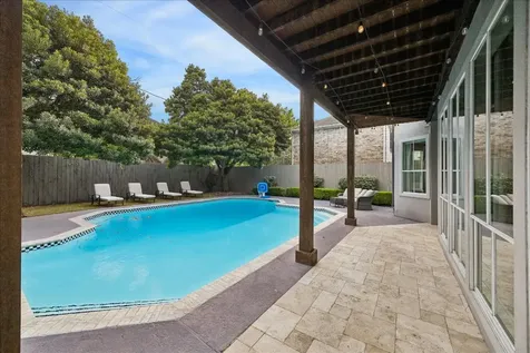 4909 Spruce Street Bellaire TX 77401