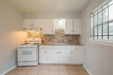 9302 Fairland Drive Houston TX 77051