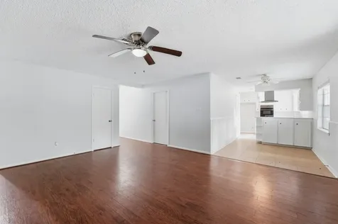 430 Eastwood Drive New Caney TX 77357