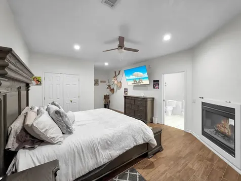 520 Meadow Lane Winnie TX 77665