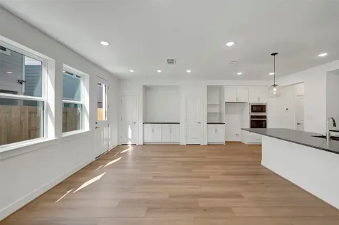 2308 Via Isa Lane Houston TX 77051