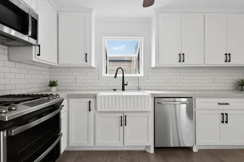 417 W Hillary Circle Sugar Land TX 77498