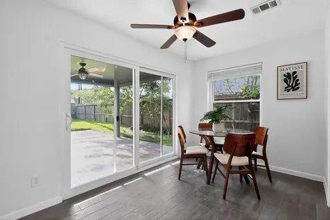 417 W Hillary Circle Sugar Land TX 77498