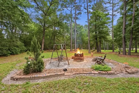 156 Dedication Trail Huntsville TX 77340