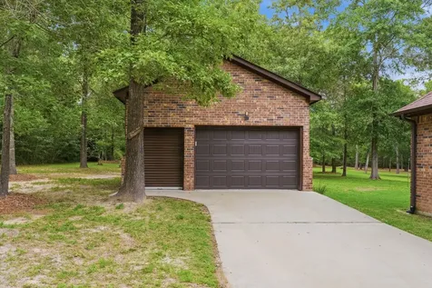 156 Dedication Trail Huntsville TX 77340