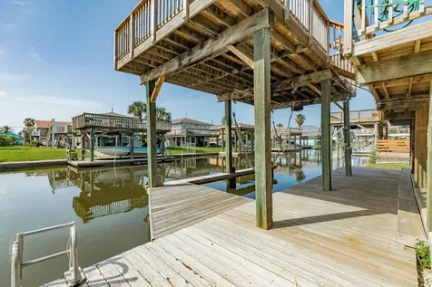 16619 Bermuda Way Jamaica Beach TX 77554